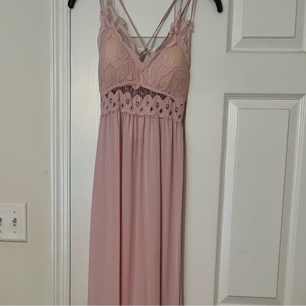 Blush pink maxi Pink Lily dress. Size S, NWT